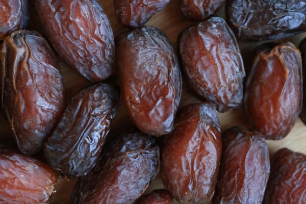 Mabroom Dates